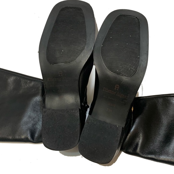 Etienne Aigner Black Leather Boots with Gold Buckle - Picture 8 of 9